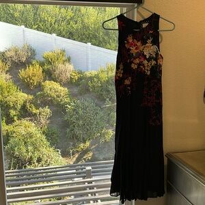 Anthropologie navy blue embroidered floral tank midi dress, size 4